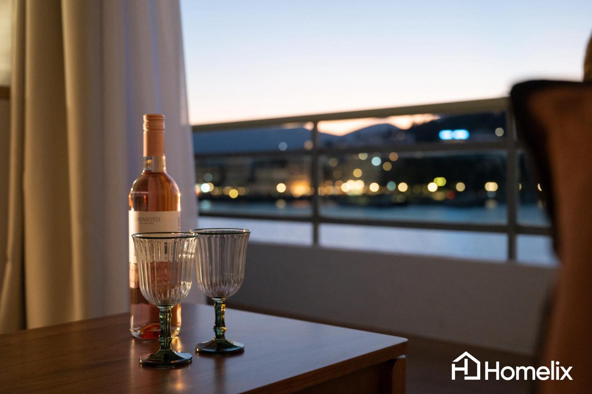 Amaya - Sea View Suites Chalkida Luaran gambar